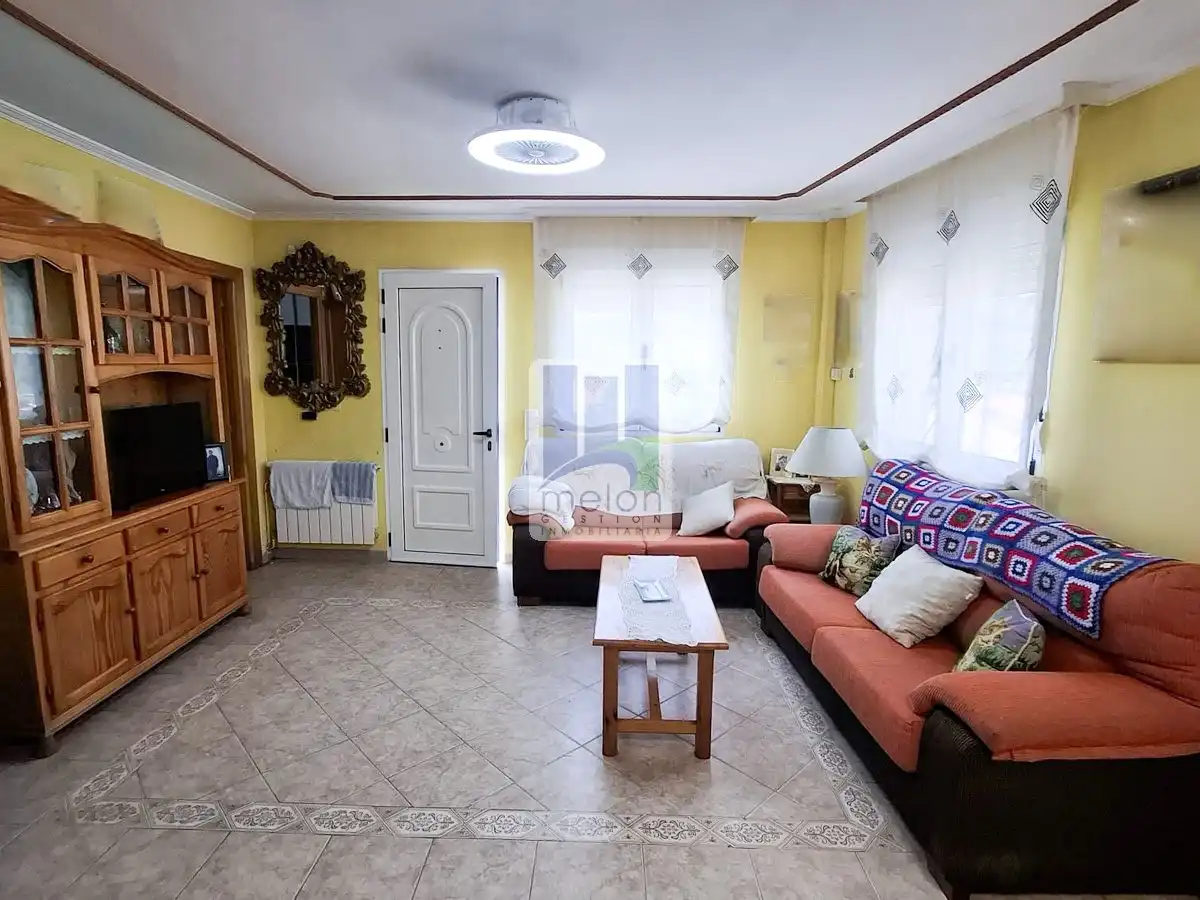 Living room of Houses for sale in Carcedo de Burgos  with Storage room