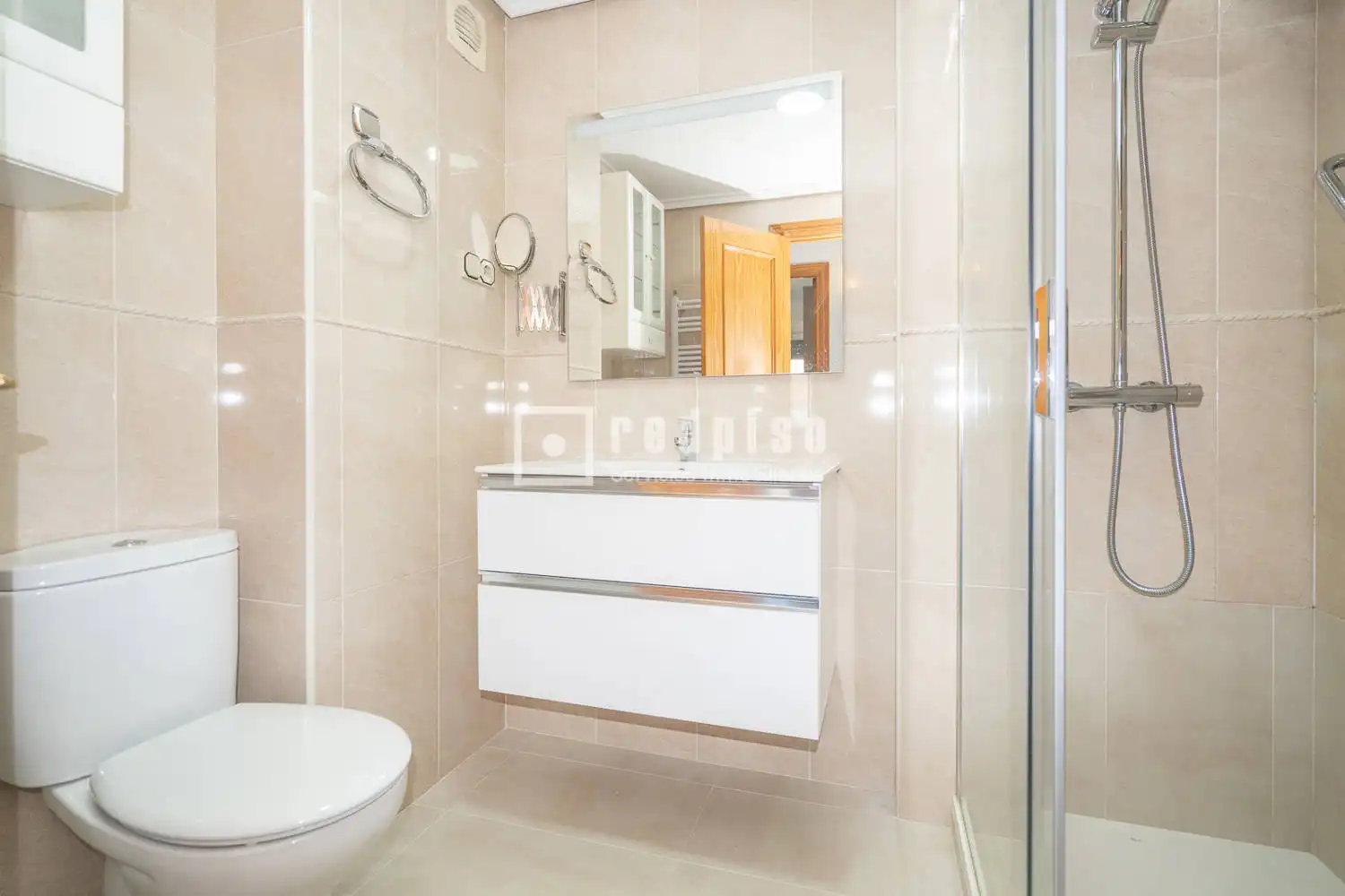 Bathroom of Flat for sale in Villafontana - Estoril I