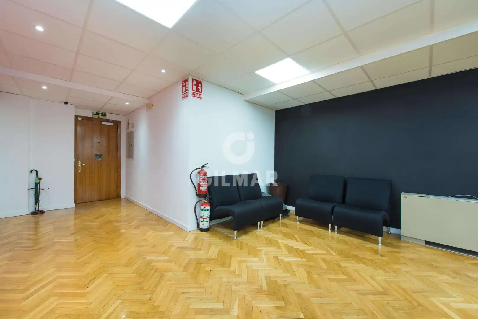Büro zum Verkauf in Madrid mit Heizung
