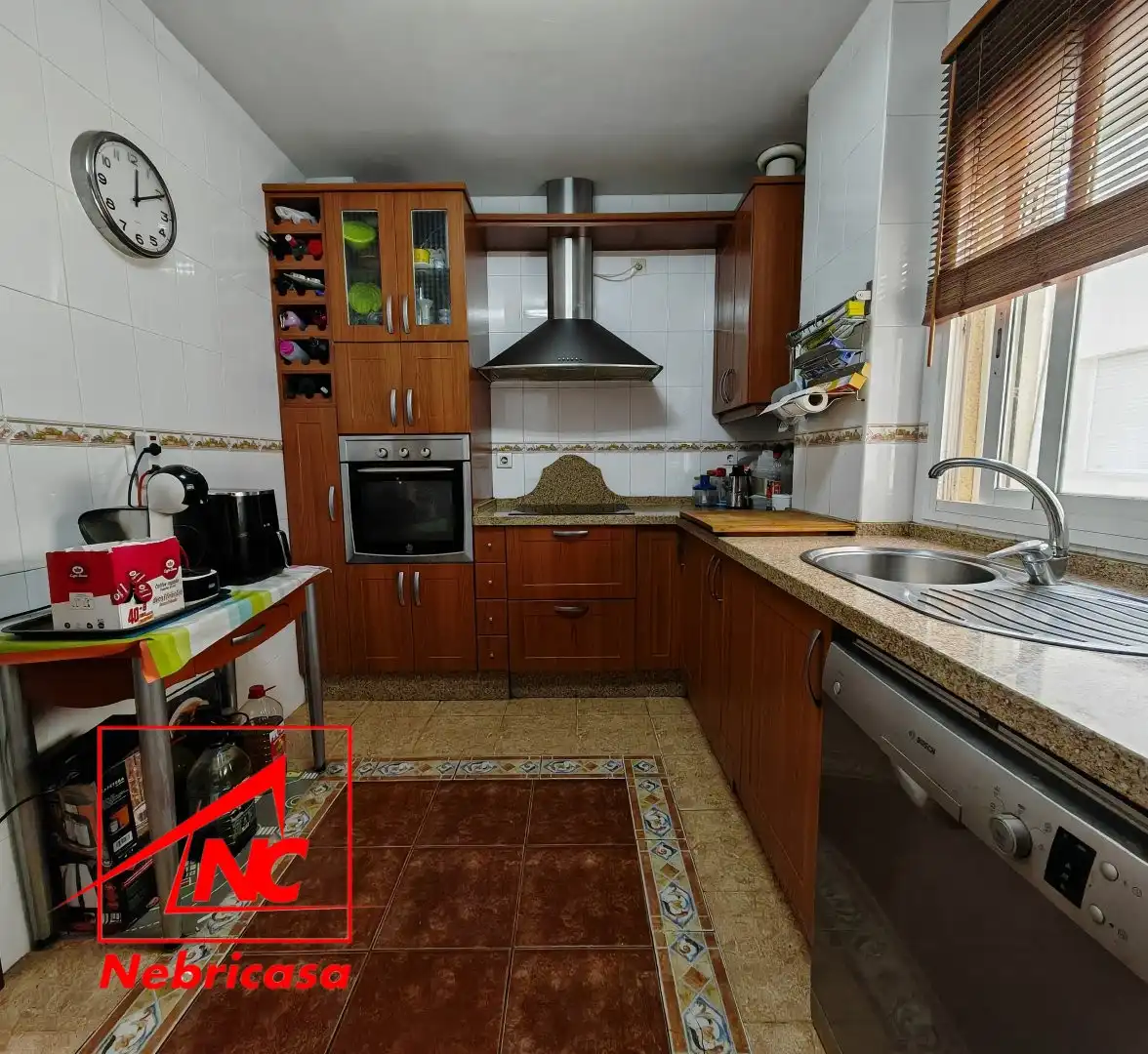 Kitchen of Flat for sale in Sanlúcar de Barrameda  with Air Conditioner and Furnished
