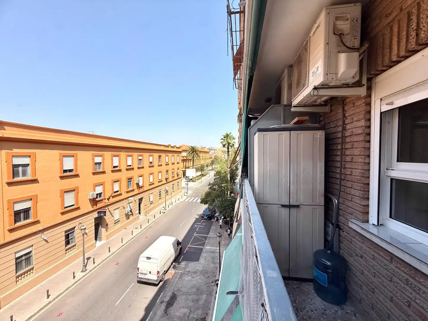 Vista exterior de Pis en venda en Valencia amb Aire condicionat i Balcó