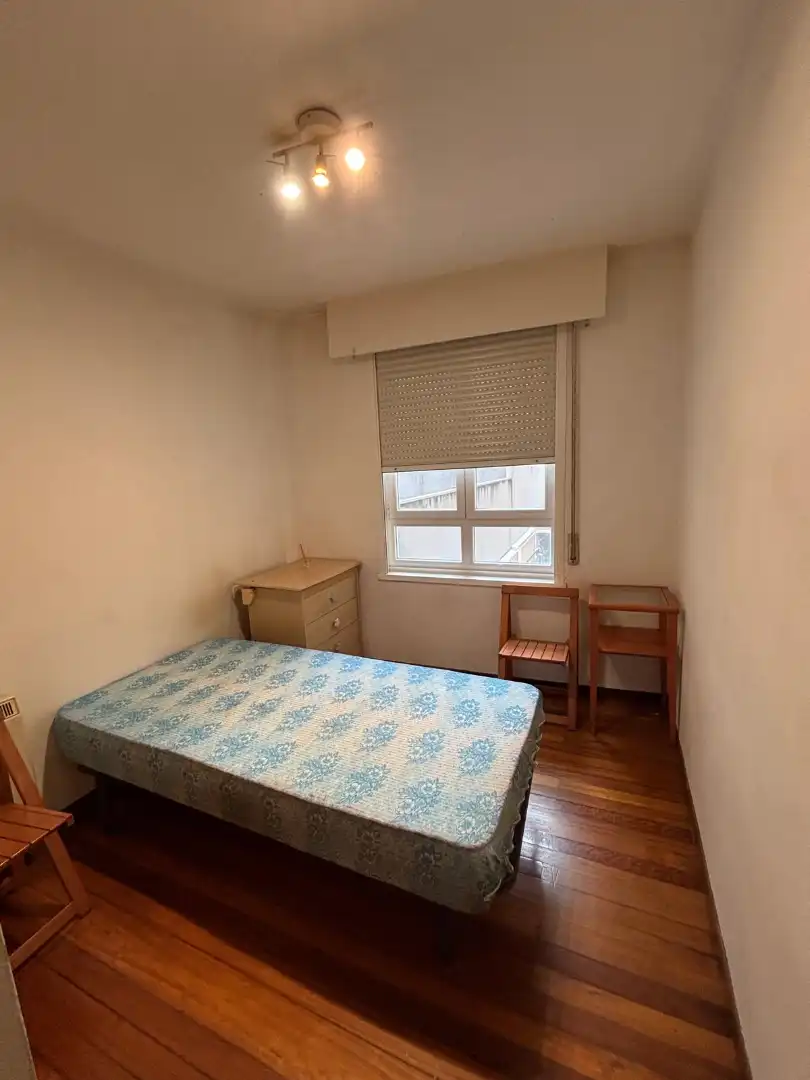 Bedroom of Flat for rent in Santiago de Compostela   with Furnished, Oven and Washing machine
