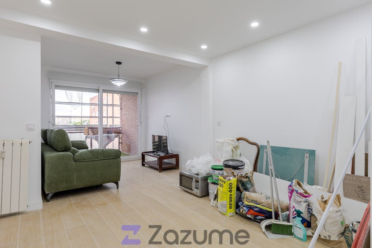 Flat to rent in  Madrid Capital  with Heating, Terrace and Furnished