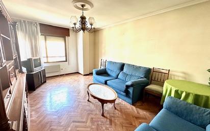 Living room of Flat for sale in Valladolid Capital