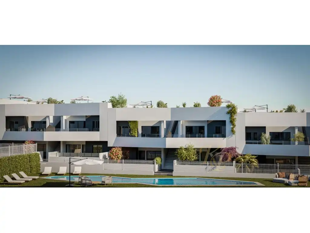 Bungalow con piscina en venta en San Miguel de Salinas, imagen 4