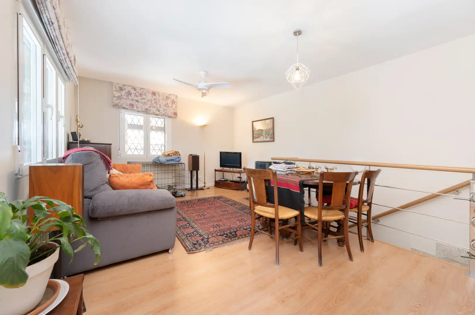 Sala de estar de Casa o chalet en venta en Colmenar Viejo con Aire acondicionado, Calefacción y Jardín privado