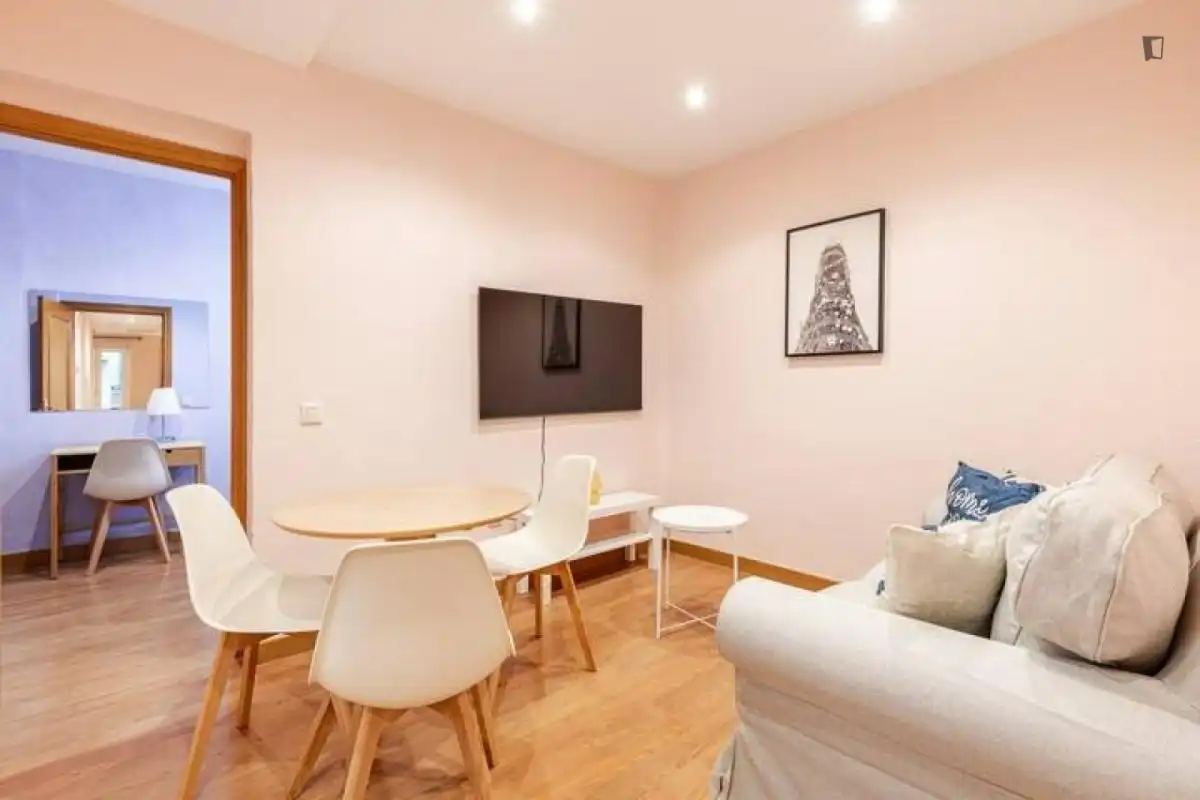 Sala d'estar de Casa o xalet de lloguer en Madrid amb Moblat, Forn i Rentadora