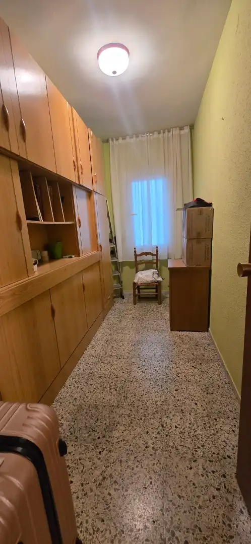 Habitación de Piso en venta en Santa Coloma de Gramenet con Aire acondicionado, Calefacción y Horno