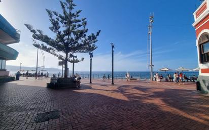 Vista exterior de Estudi en venda en Las Palmas de Gran Canaria