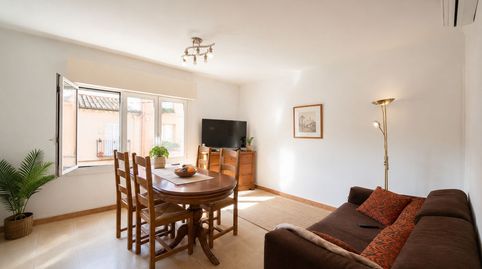 Foto 5 de Casa adosada en venta en 143 Carrer Llarg, Barri Vell, Salt