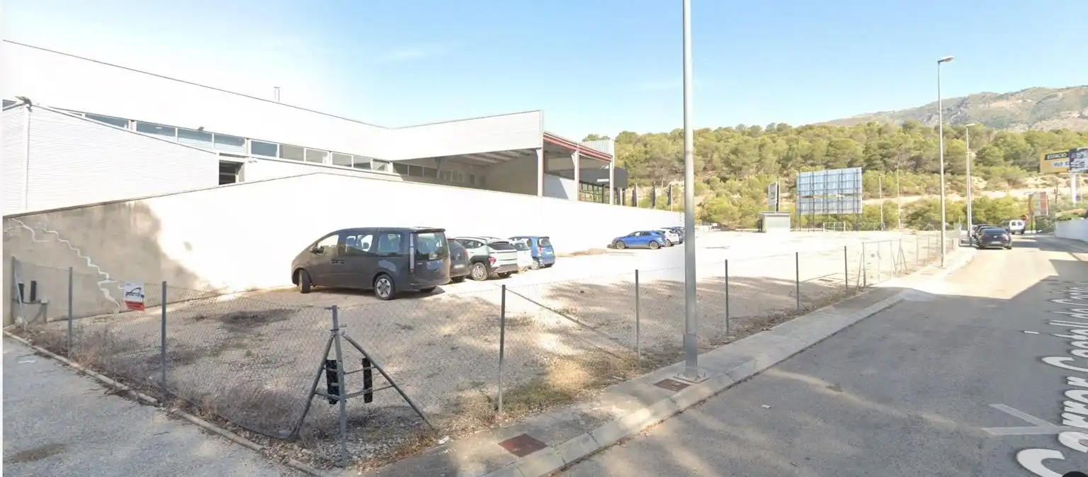 Parking de Terreno industrial en venta en Cocentaina