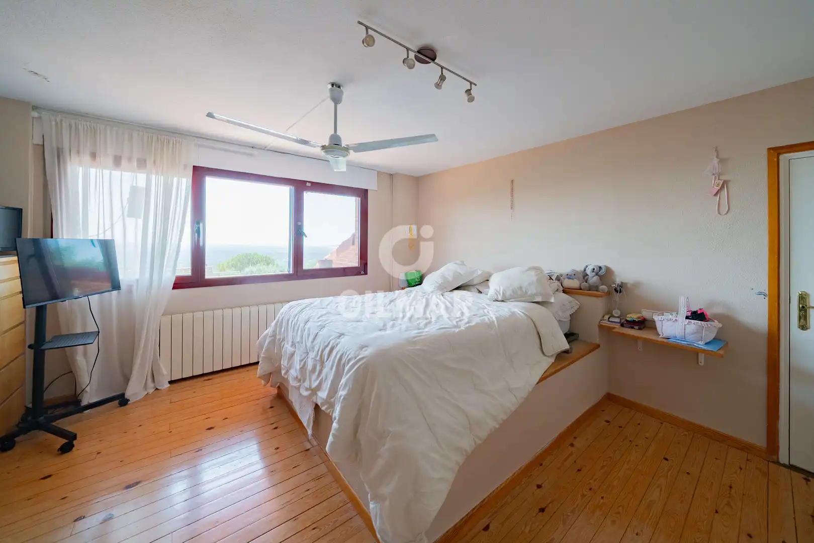 Habitación de Casa o chalet en venta en San Lorenzo de El Escorial con Calefacción, Jardín privado y Piscina