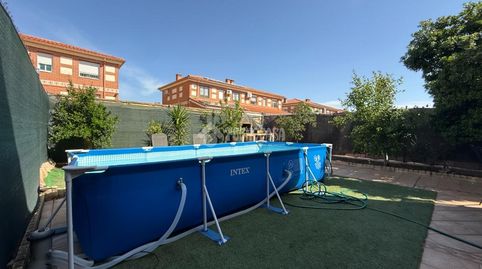 Foto 4 de Casa adosada en venta en Alovera, Guadalajara