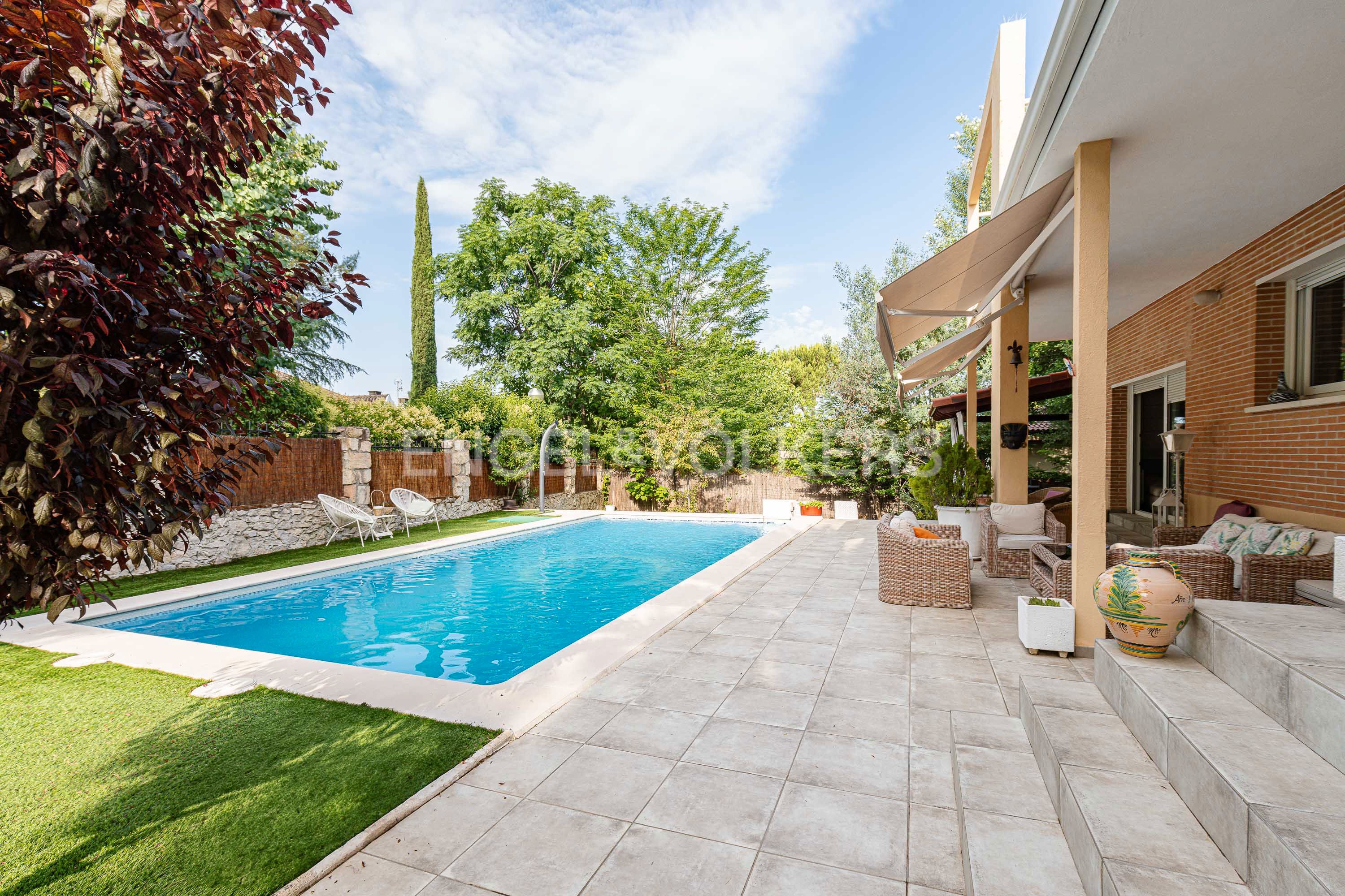 Jardín de Casa o chalet en venta en Majadahonda con Calefacción, Jardín privado y Terraza