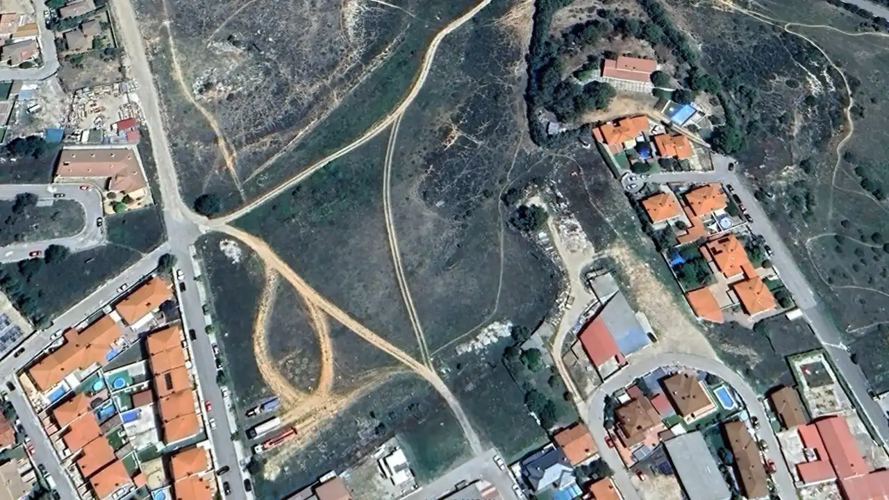 Rustikales Grundstück zum Verkauf in C/ de Lupiana, imagen 3
