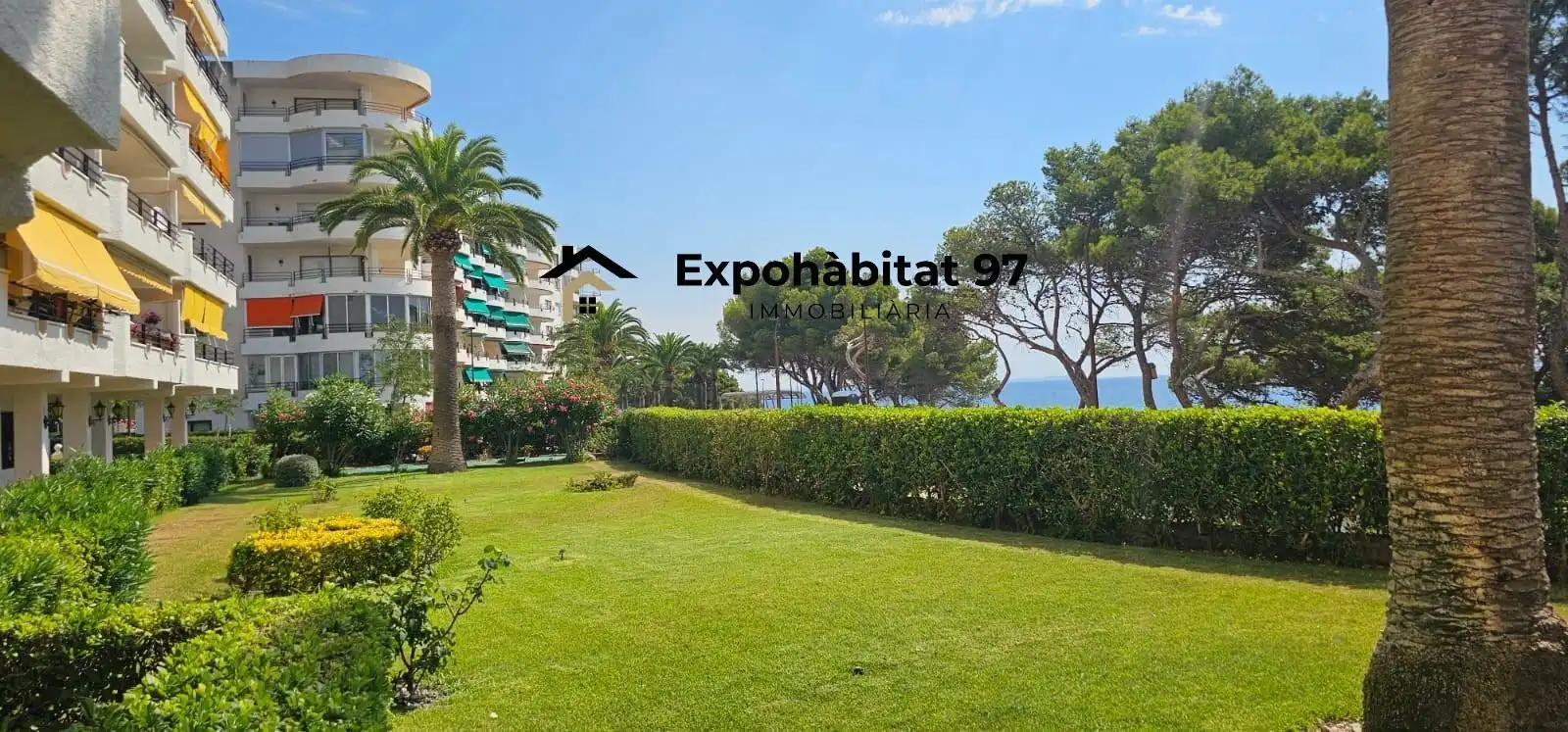 Vista exterior de Apartamento en venta en Mont-roig del Camp con Aire acondicionado y Piscina comunitaria