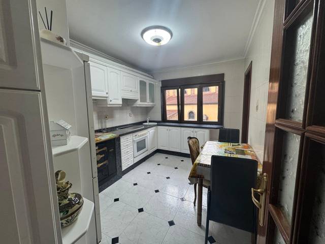 Piso en Venta en Calle Enrique Sánchez, 3 en Aller