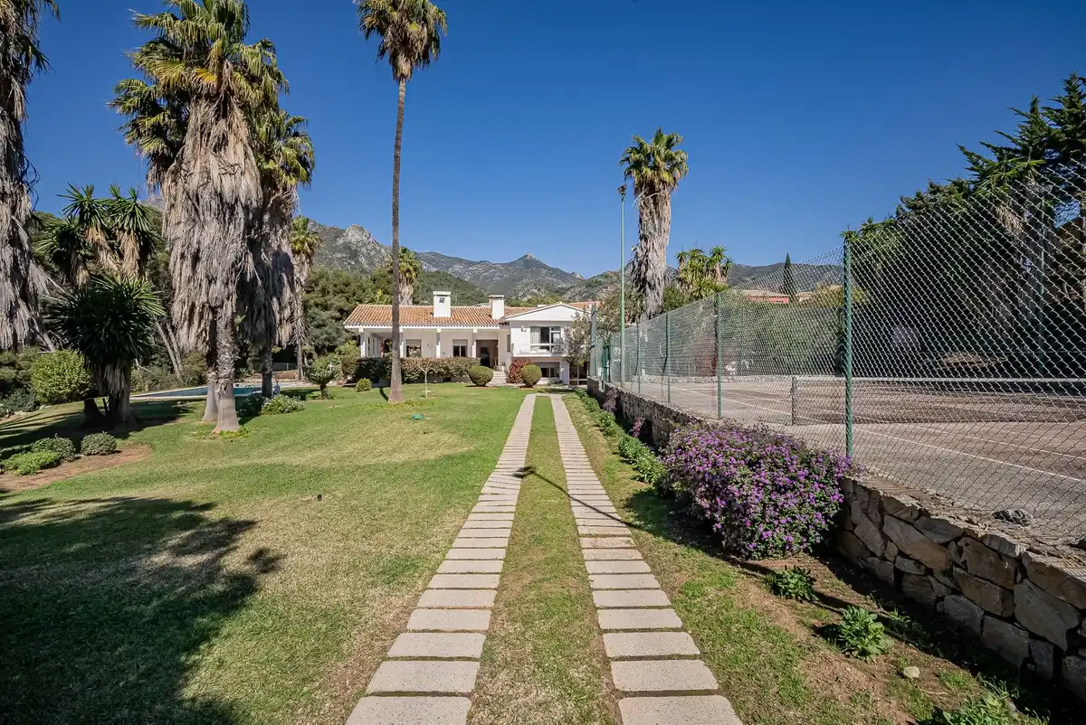 Chalet con piscina en venta en Marbella Centro, imagen 13