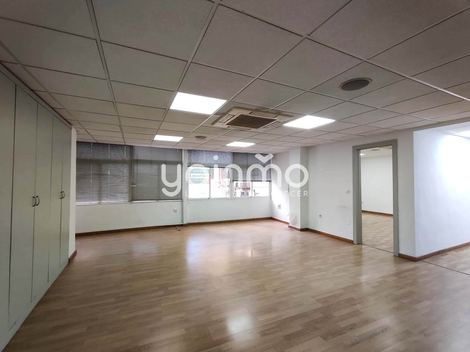 Office to rent in  Jaén Capital  with Air Conditioner