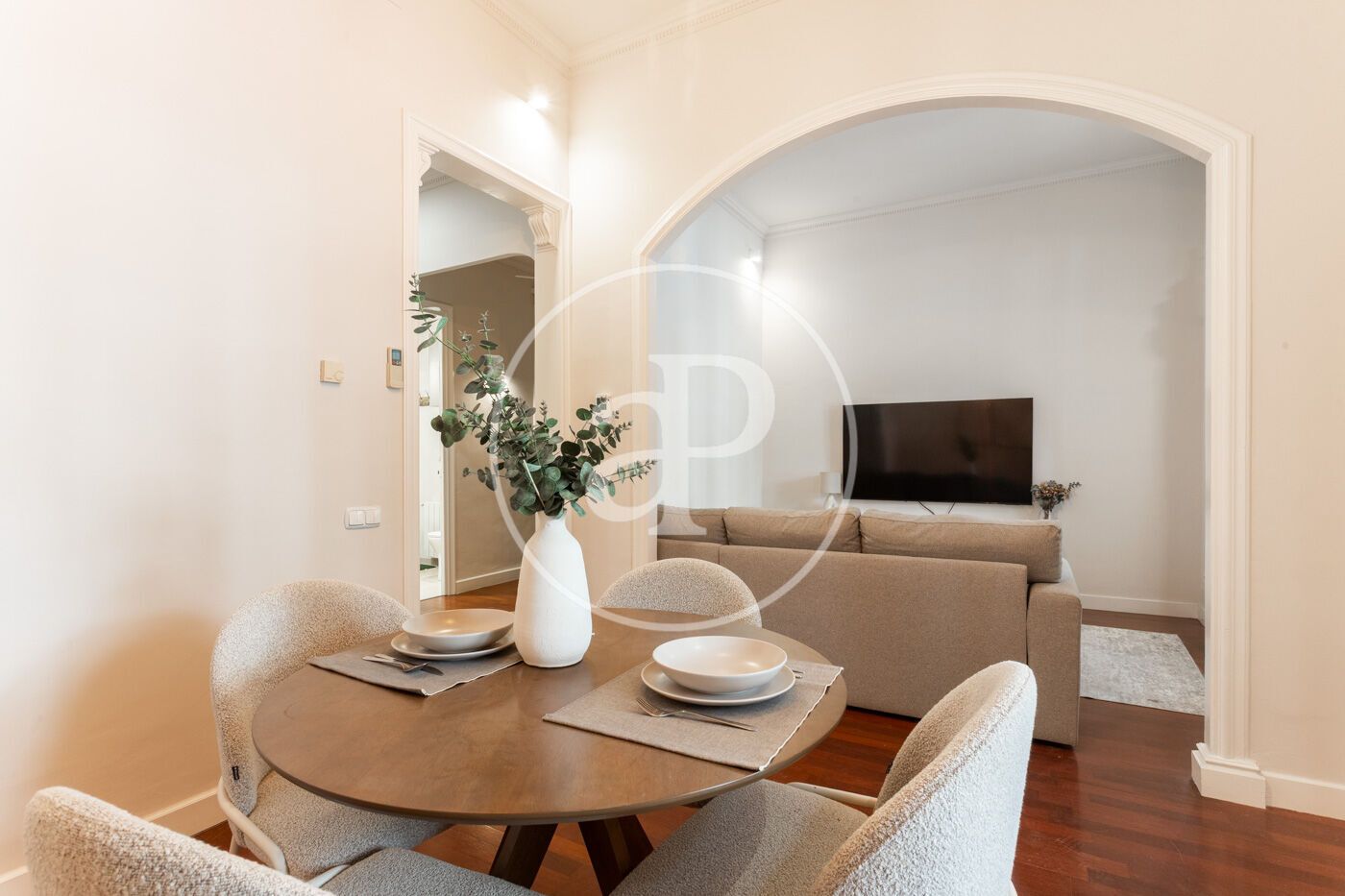 Comedor de Piso de alquiler en  Barcelona Capital con Aire acondicionado, Calefacción y Amueblado