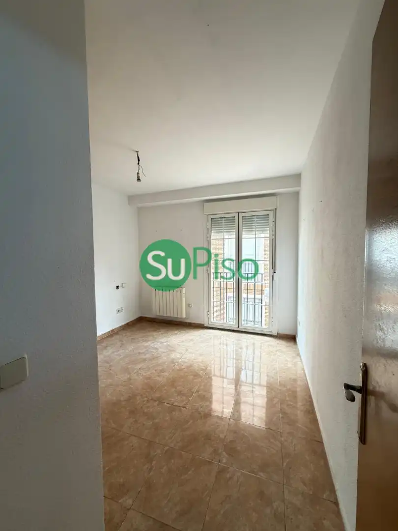 Bedroom of Flat for sale in Recas  with Heating and Furnished