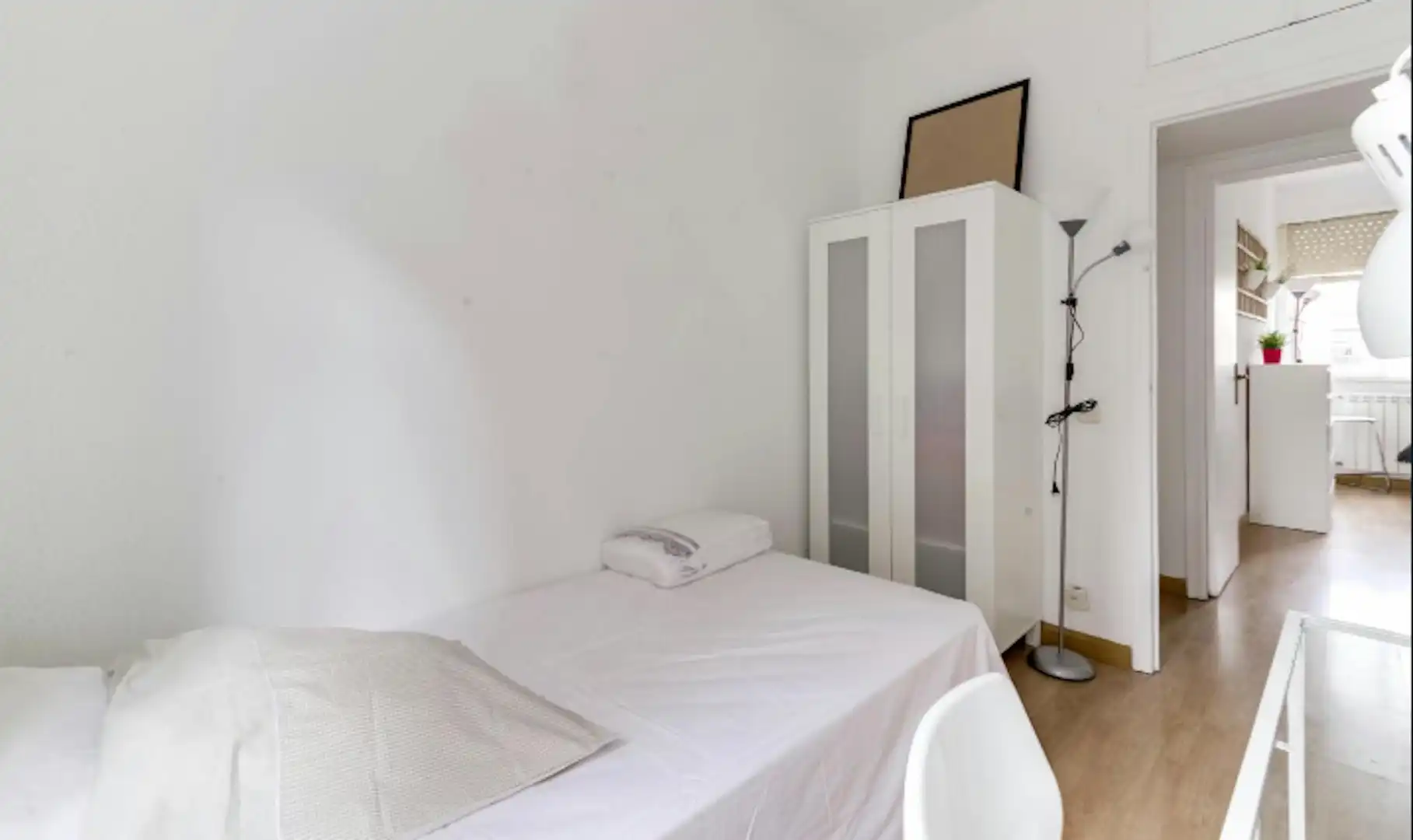 Bedroom of Flat for rent in Madrid  with Heating, Furnished and Washing machine