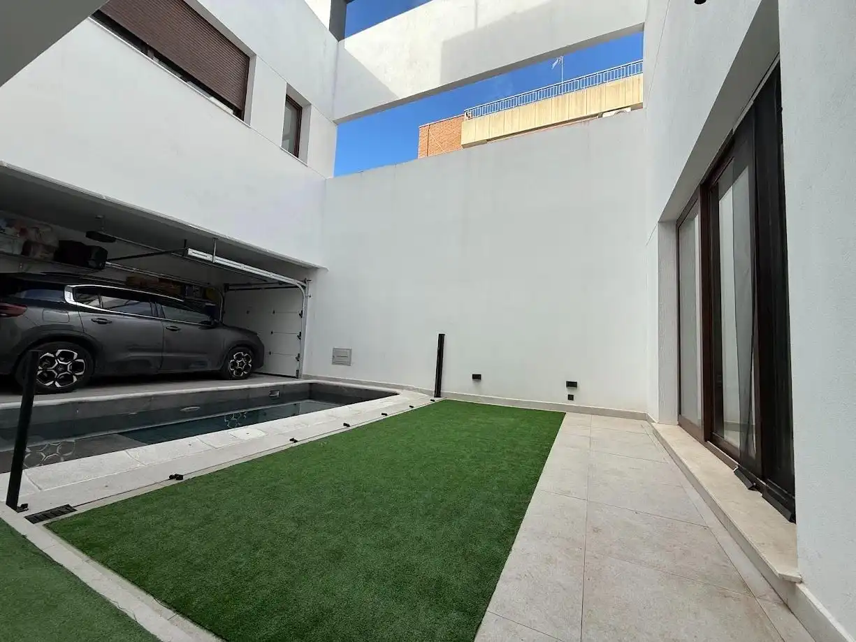 Piscina de Casa o chalet en venta en Torrent con Aire acondicionado, Calefacción y Terraza