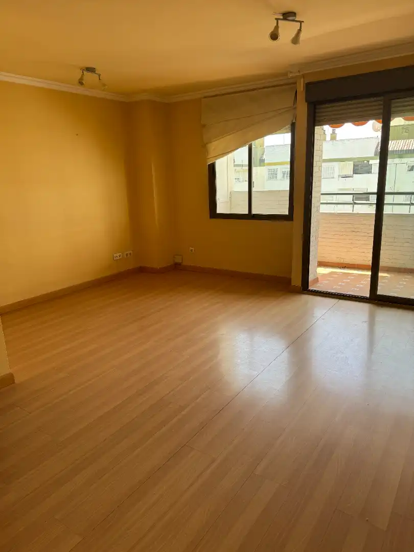 Habitación de Piso en venta en Sevilla con Aire acondicionado, Calefacción y Parquet