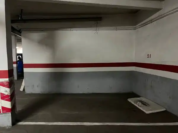 Aparcament en venda a Calle de Calatrava, imagen 3