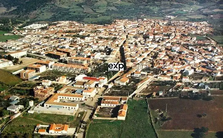 Vista exterior de Casa o chalet en venta en Madroñera con Aire acondicionado, Calefacción y Jardín privado
