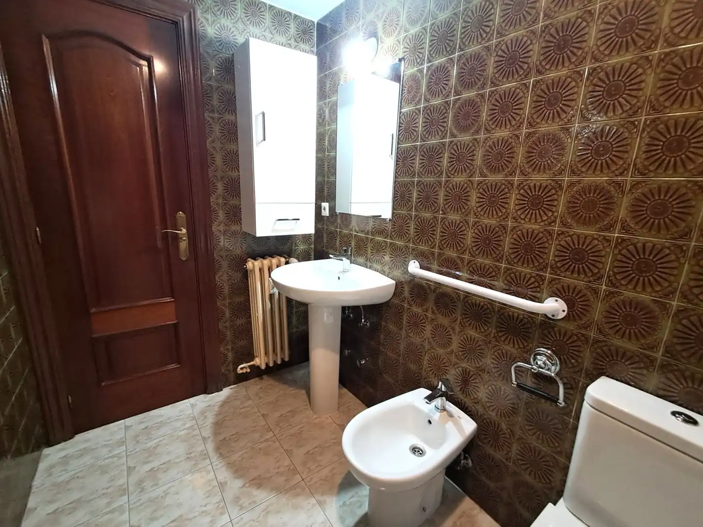 Bany de Pis en venda en Valladolid amb Calefacció, Parquet i Terrassa