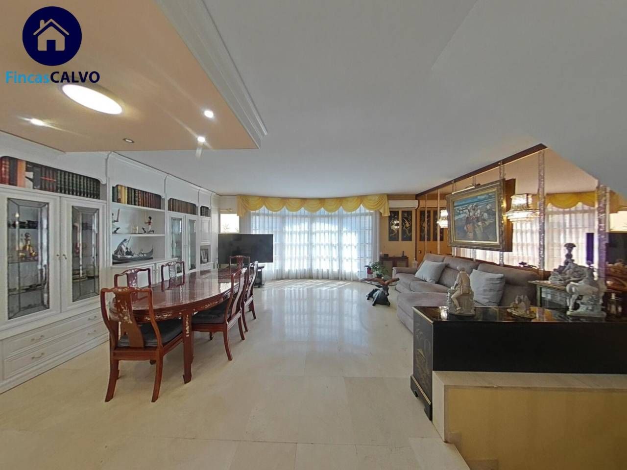 Sala de estar de Casa adosada en venta en Sant Cugat del Vallès con Aire acondicionado, Calefacción y Jardín privado