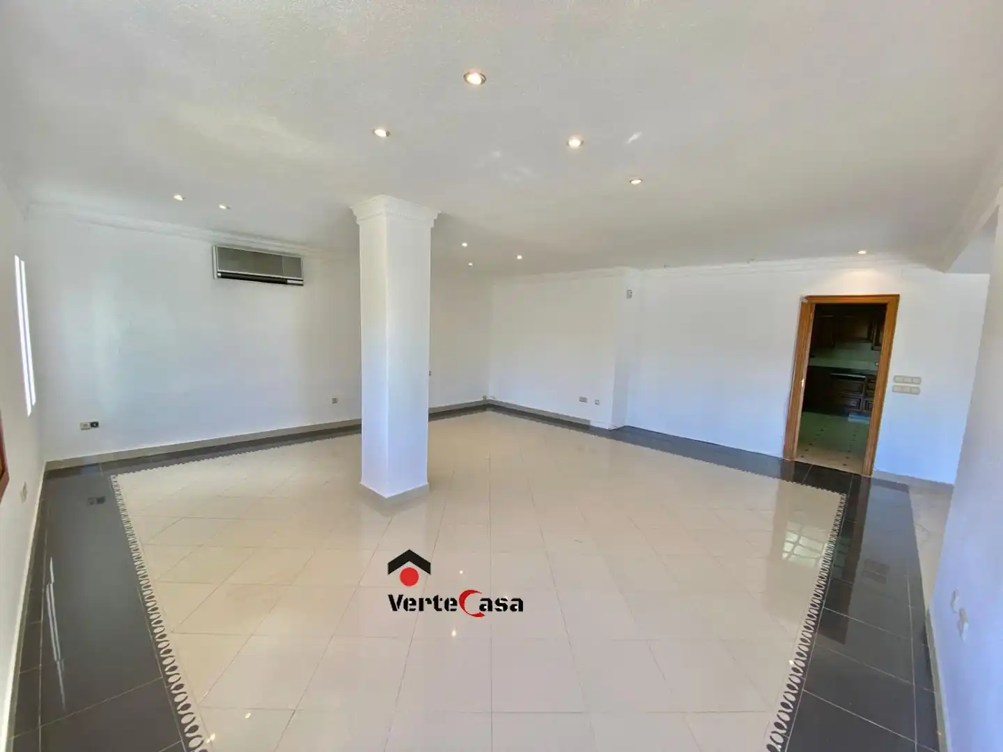 Chalet en venta en Las Mimosas, imagen 4