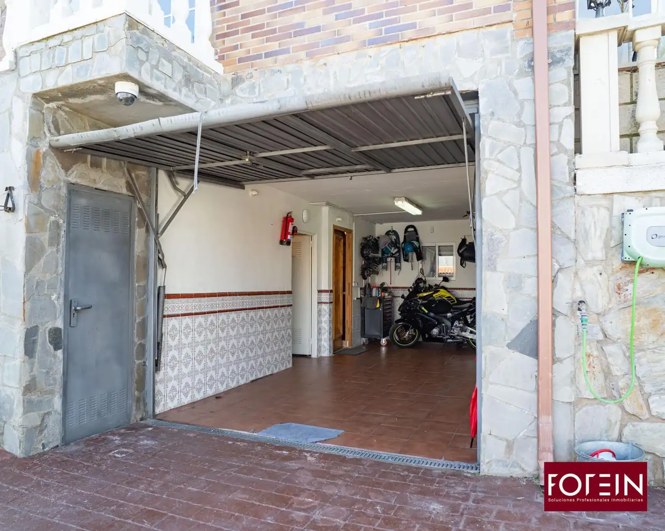 Aparcament de Casa o xalet en venda en Torrejón del Rey amb Aire condicionat, Calefacció i Jardí privat