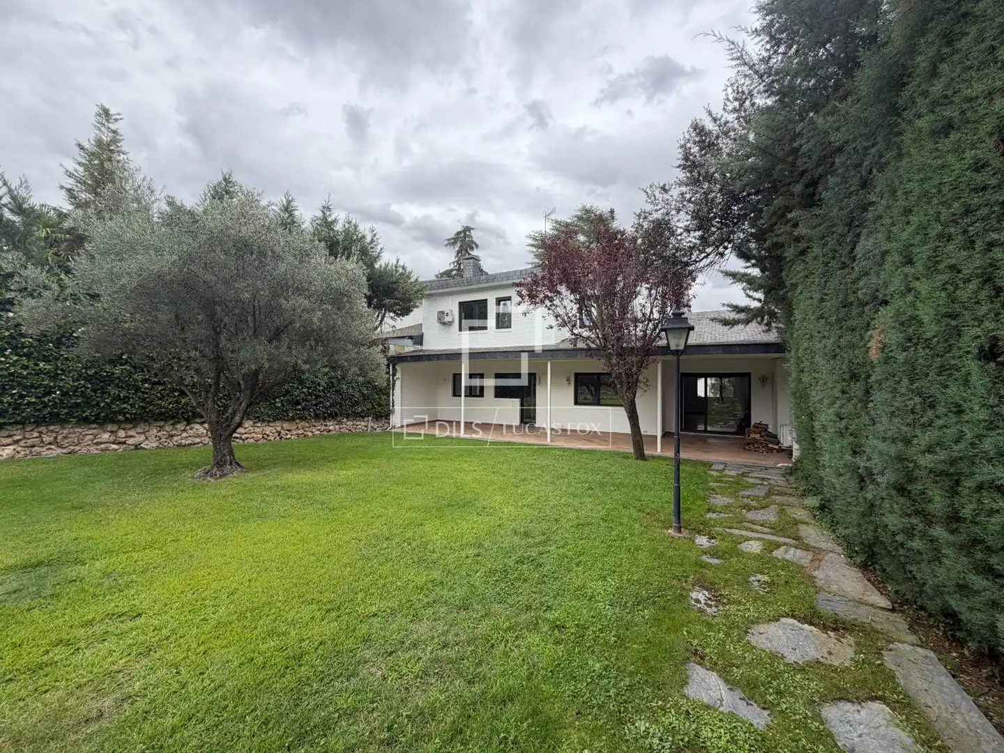 Jardí de Casa o xalet de lloguer en La Moraleja amb Aire condicionat, Calefacció i Jardí privat