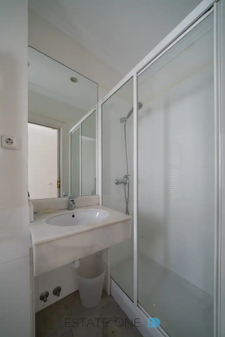 Baño de Ático de alquiler en Madrid con Aire acondicionado, Calefacción y Terraza