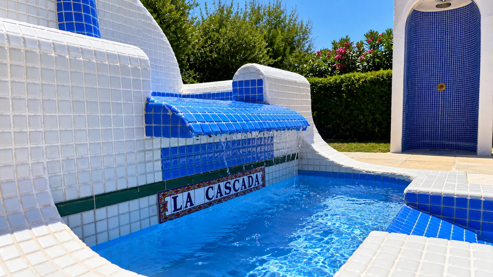 Schwimmbecken von Haus oder Chalet zum Verkauf in Jimena de la Frontera mit Klimaanlage und Terrasse