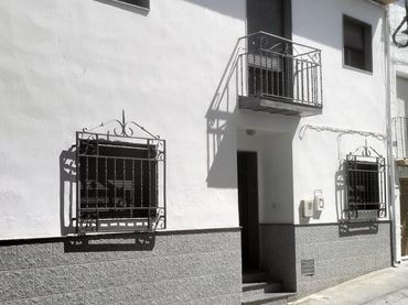 Haus zum Verkauf in Castillo de Locubín