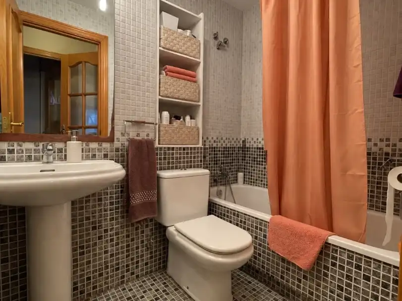 Triplex for sale in Avinguda Can Carreras 6, imagen 4