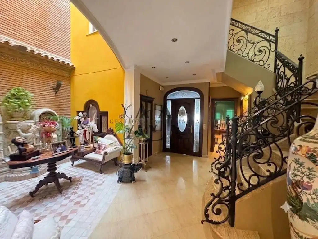 Casa o xalet en venda en Lucena amb Piscina comunitària