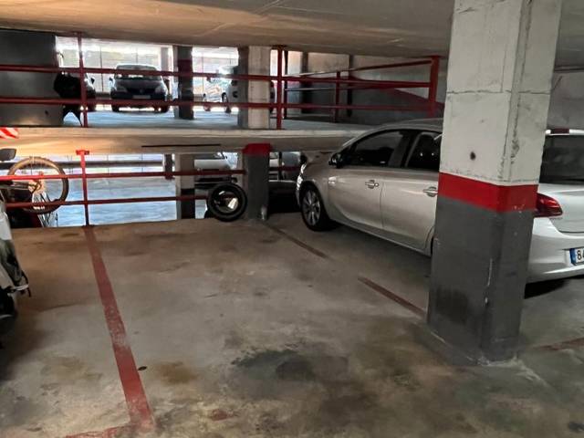 Garaje en Alquiler en Carrer de Rubens, 40 en El Coll