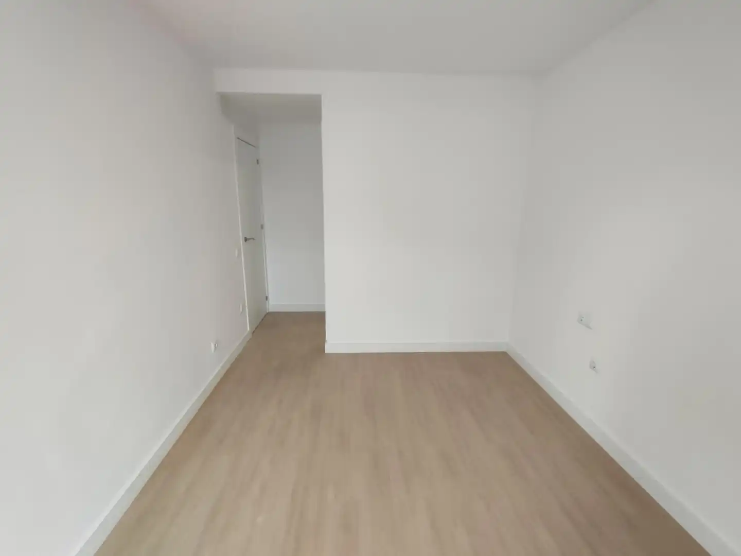 Wohnung zum Verkauf in Salt