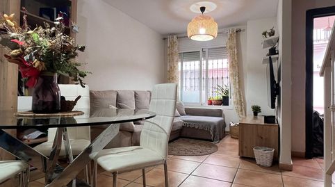 Foto 2 de Casa adosada en venta en Los Barrios, Cádiz