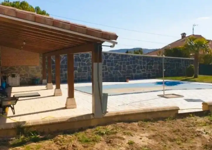 Piscina de Casa o chalet en venta en Villalobón con Calefacción, Jardín privado y Terraza