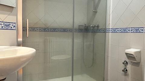 Foto 5 de Pis en venda a Rúa Curros Enríquez, Centro, Ourense