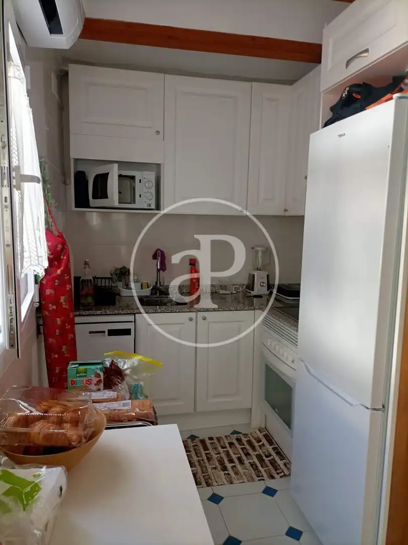House with pool to rent in Carrer Ulisses, imagen 9