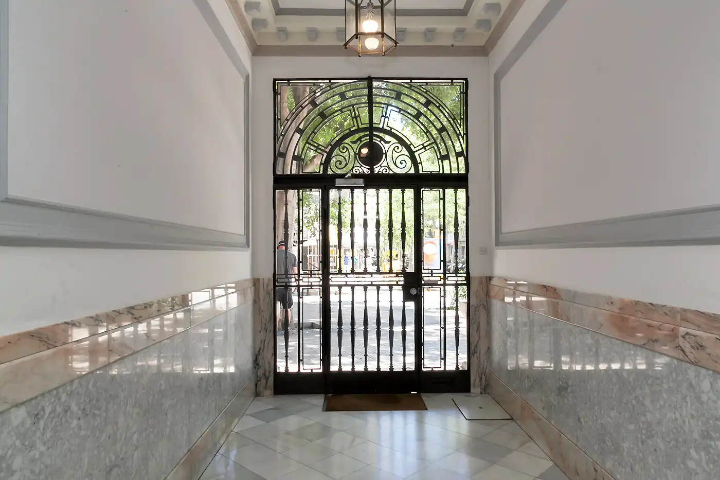 Piso en venta en Barcelona con Balcón