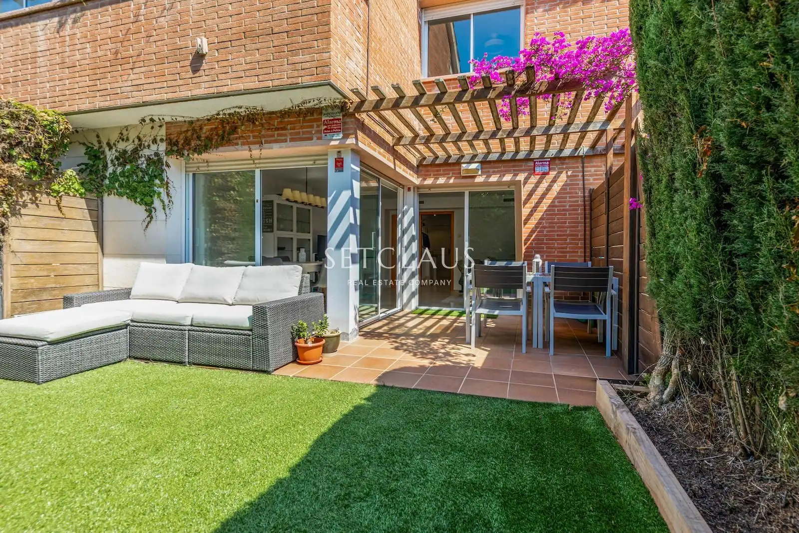Terrassa de Casa adosada en venda en Premià de Dalt amb Aire condicionat, Calefacció i Jardí privat