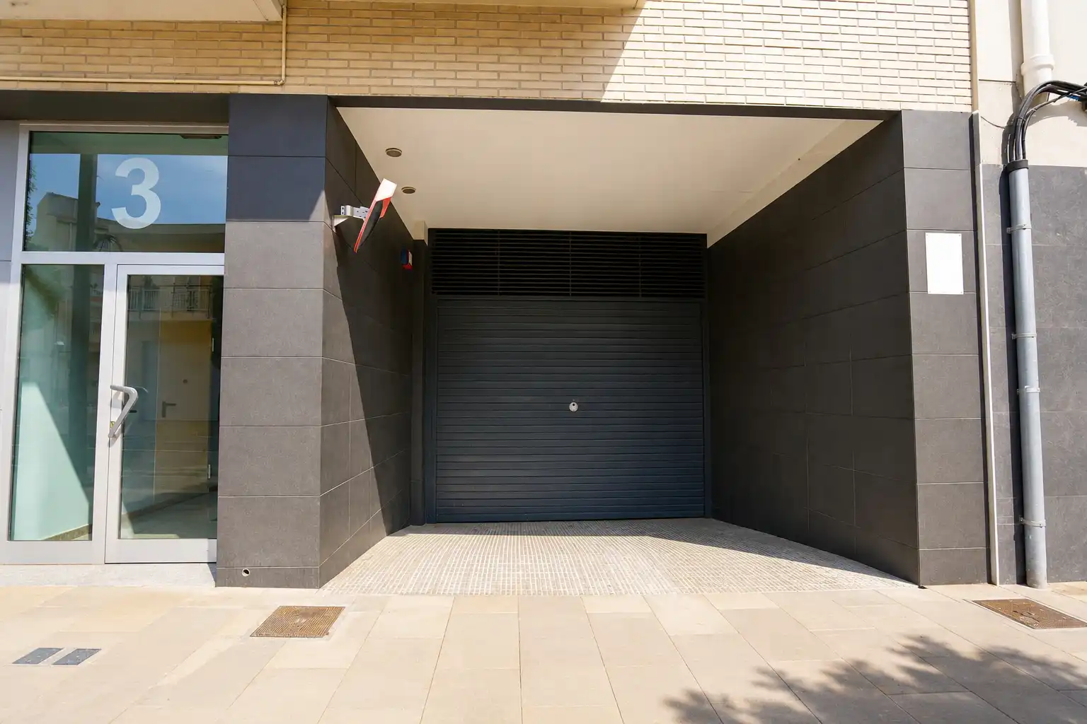 Außenansicht von Wohnung zum Verkauf in La Pobla de Mafumet mit Klimaanlage und Balkon