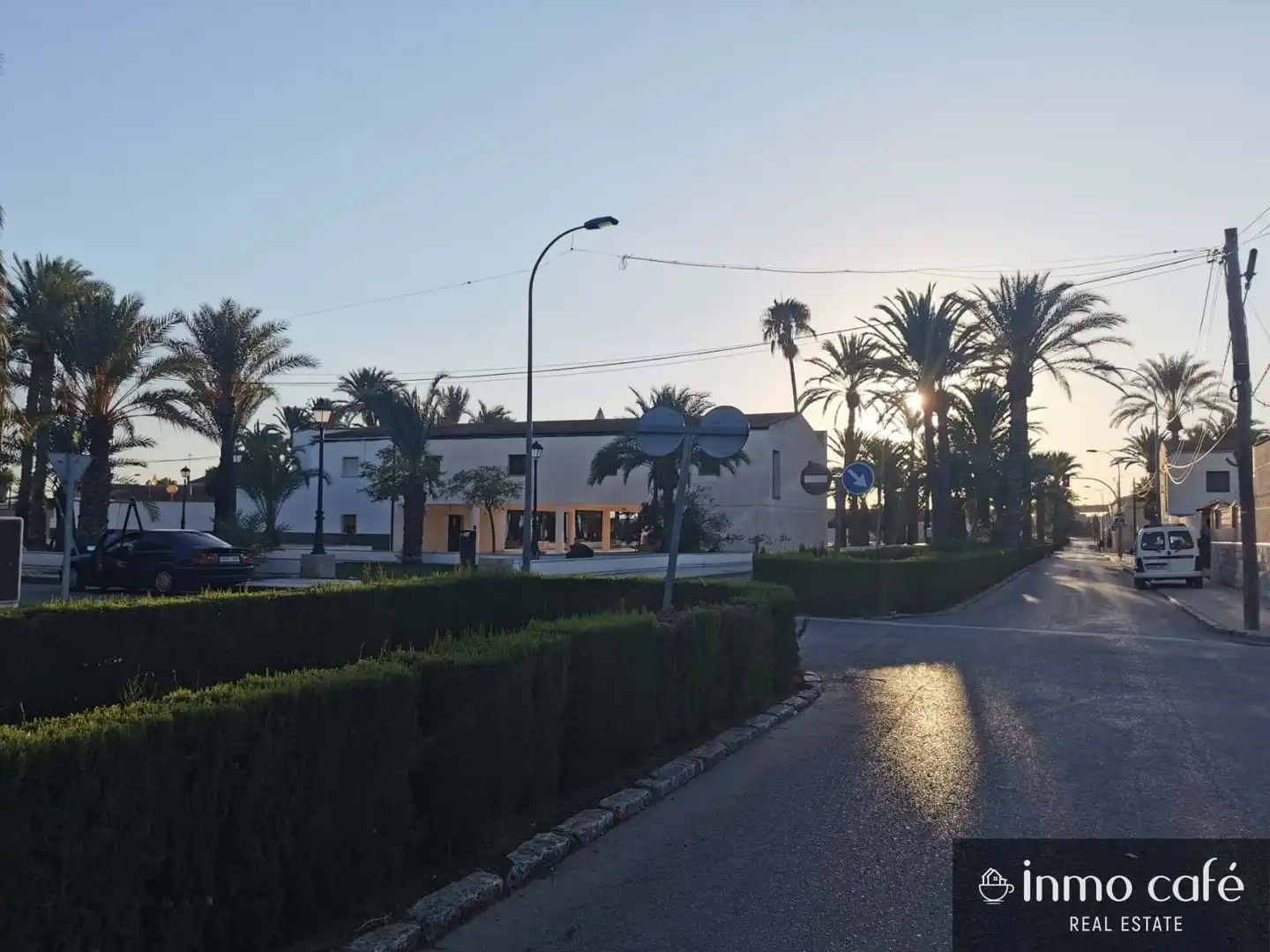 Vista exterior de Casa adosada en venta en Crevillent con Aire acondicionado